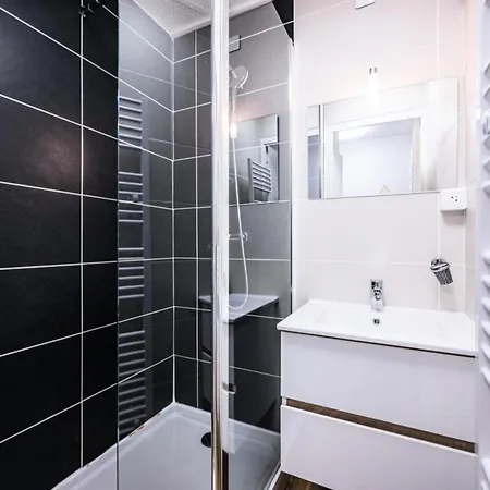 Village C - 2 Pieces Dans Le Centre Et Au Pied Des Pistes Mae-1953